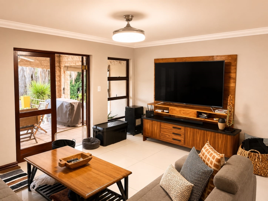 To Let 4 Bedroom Property for Rent in Caribbean Beach Club North West